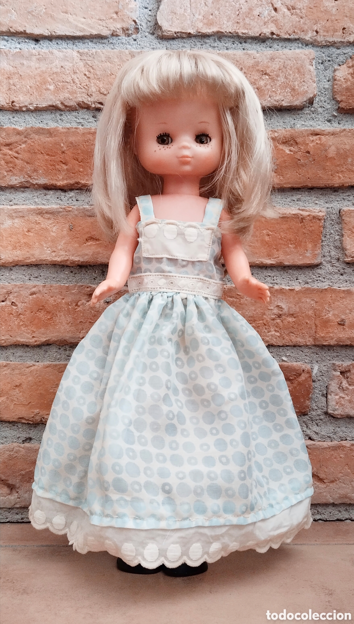 Antig&uuml;edades: Mu&ntilde;eca Lesly (10 / 9 pecas), pl&aacute;stico duro. A&ntilde;os 70/80