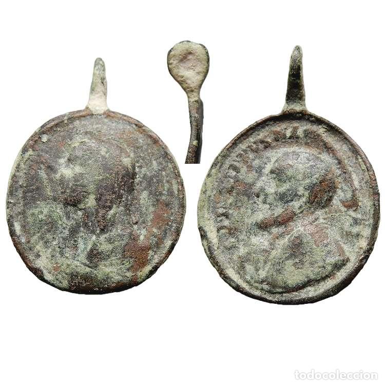 Antig&uuml;edades: Medalla religiosa en metal, siglo XVIII. 703-M
