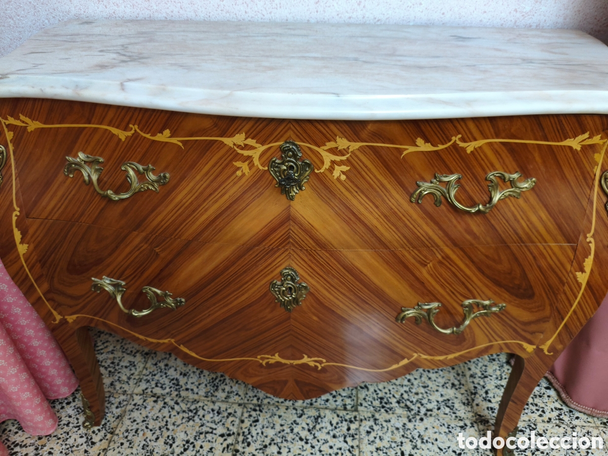 Antig&uuml;edades: C&oacute;moda estilo Luis XVI - Foto 3