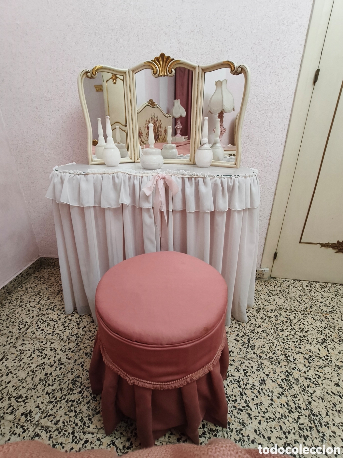 Antig&uuml;edades: Tocador c&oacute;moda antigua - Foto 3