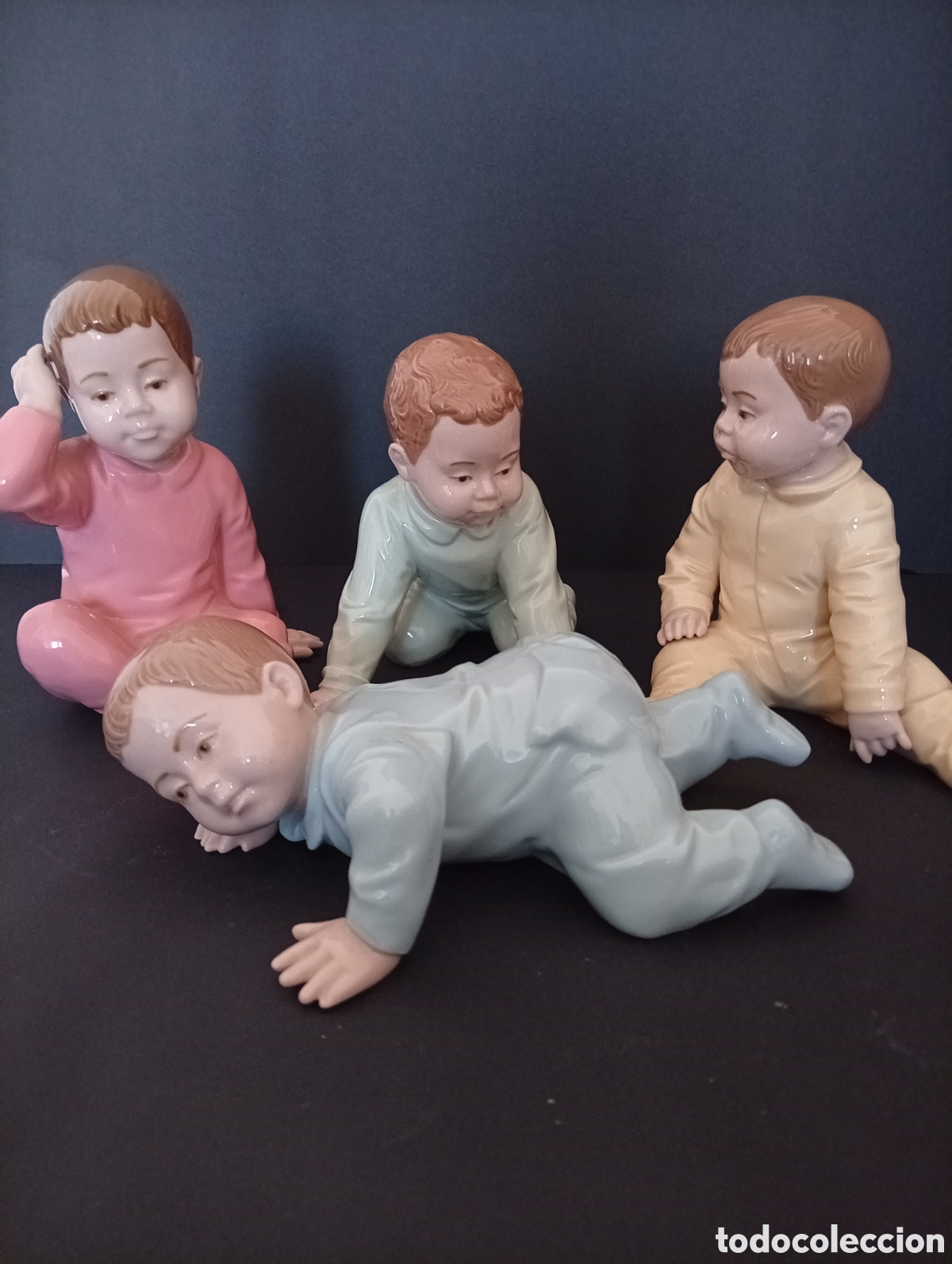 Antig&uuml;edades: 4 Figuras bebes porcelana Nao set