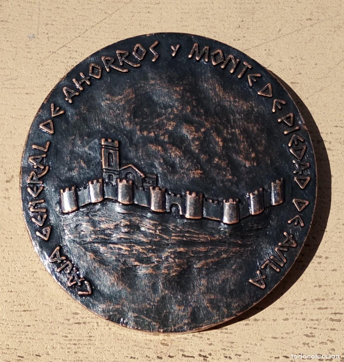 Antig&uuml;edades: Medalla IV Centenario Teresa de Jes&uacute;s Caja General de Ahorros y Monte de Piedad de &Aacute;vila