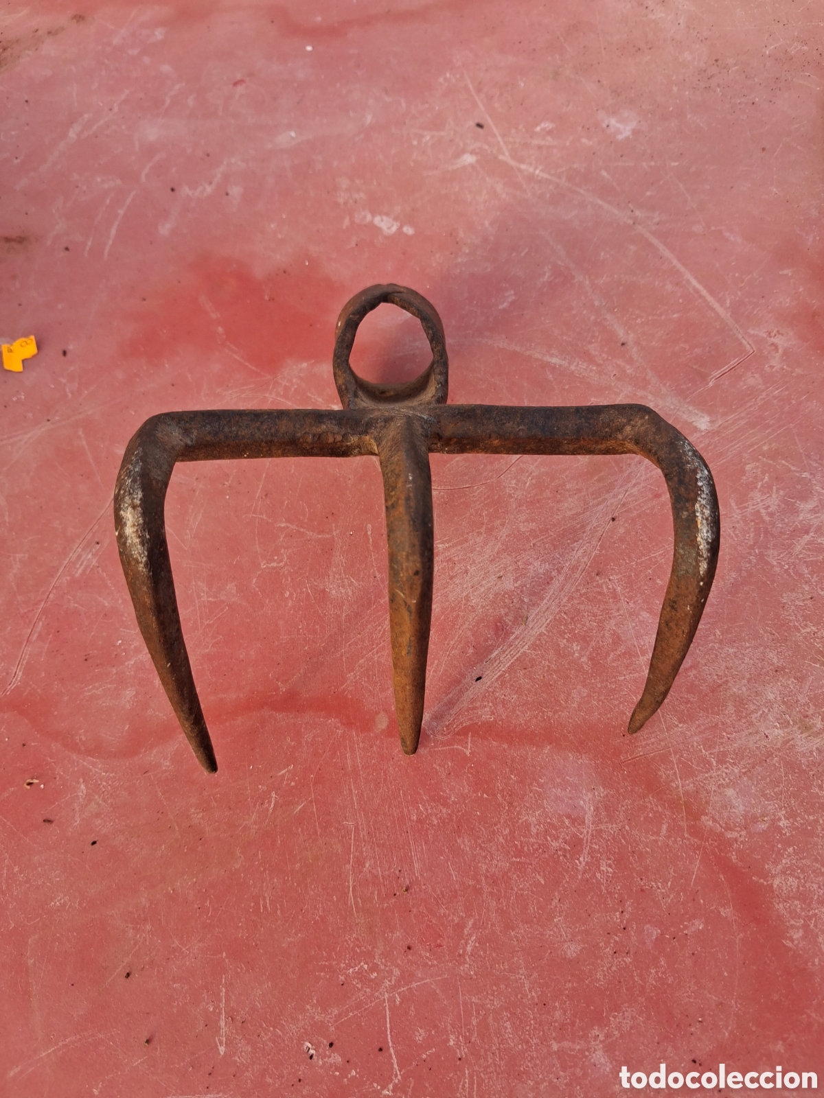 Antig&uuml;edades: ANTIGUA HERRAMIENTA DE HIERRO