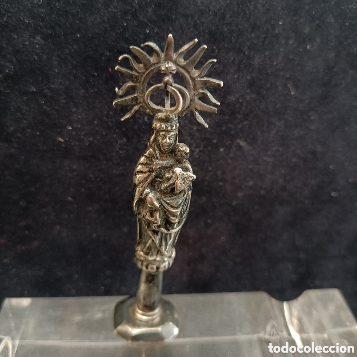 Antig&uuml;edades: Virgen del Pilar de plata, principios del XX.
