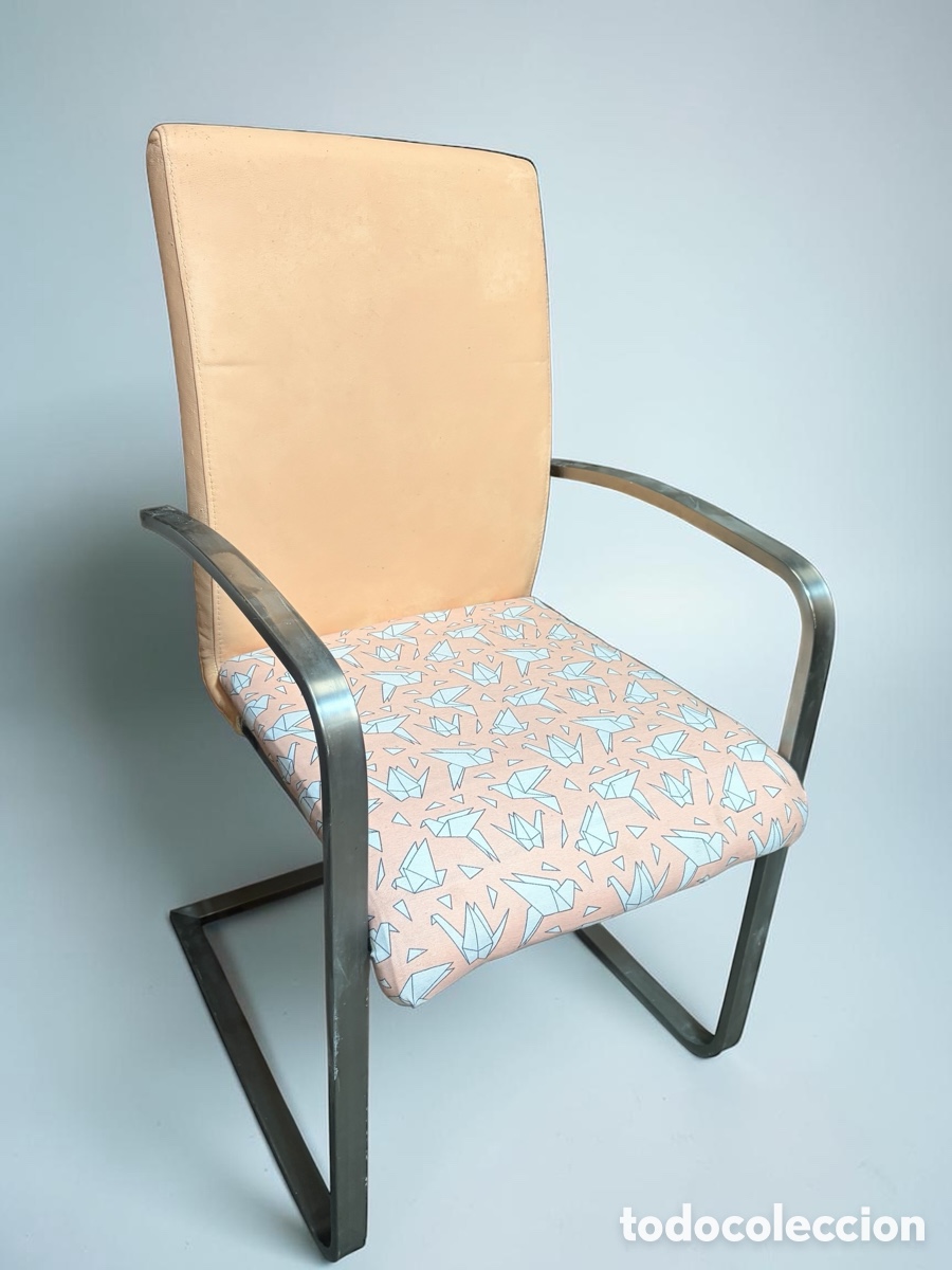 Antig&uuml;edades: Silla tapizada con estructura de acero - Foto 4