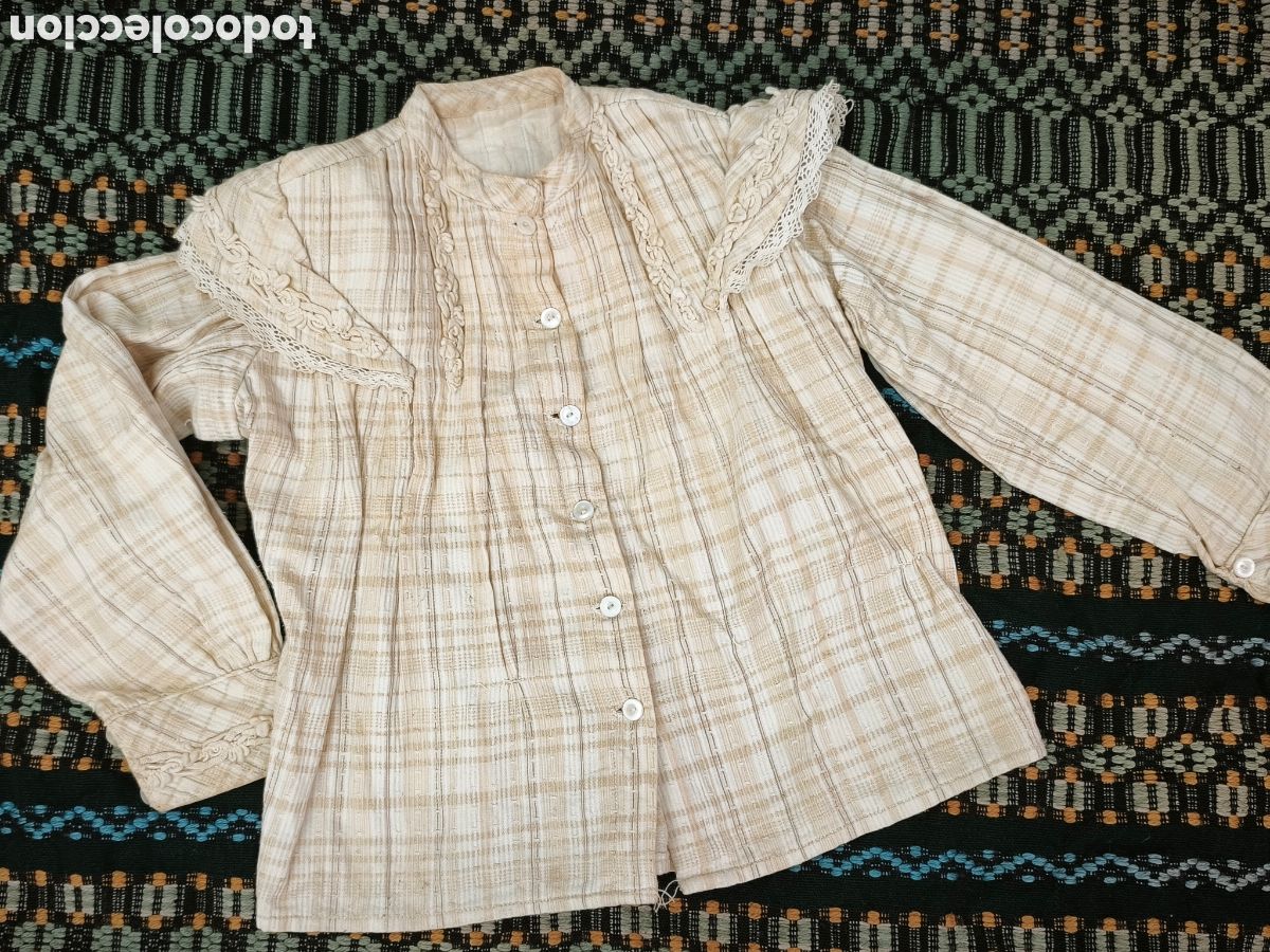Antig&uuml;edades: ANTIGUA CAMISA REGIONAL SIGLO XIX NI&Ntilde;A