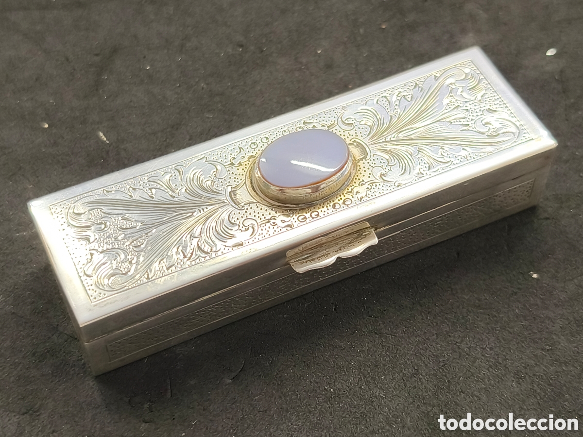 Antig&uuml;edades: Caja de plata con punz&oacute;n 9cm x 2,5cm