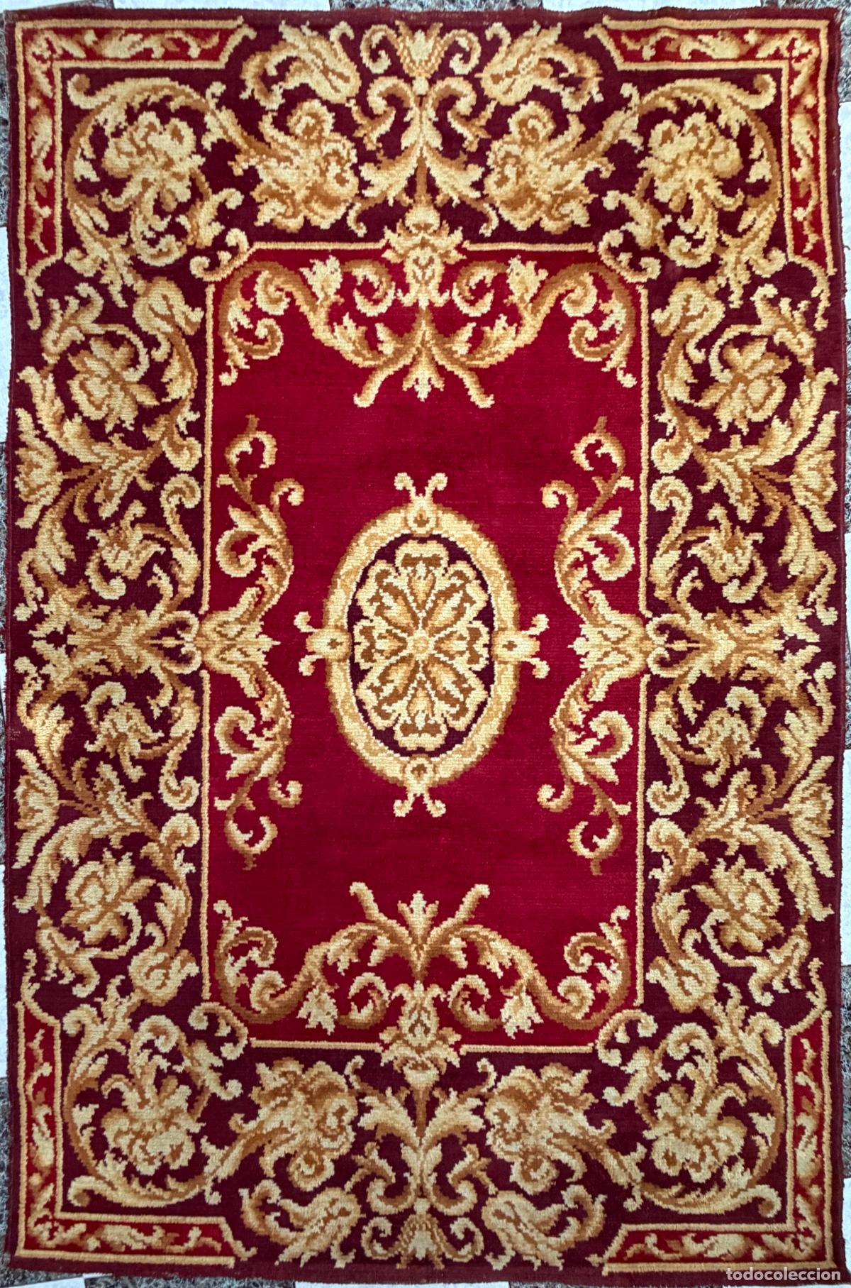 Antig&uuml;edades: Alfombra espa&ntilde;ola de lana anudada a mano , posible Real F&aacute;brica de Tapices ,1950 aprox. R801