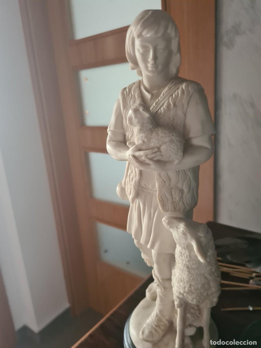 Antig&uuml;edades: Figura pastor escultura
