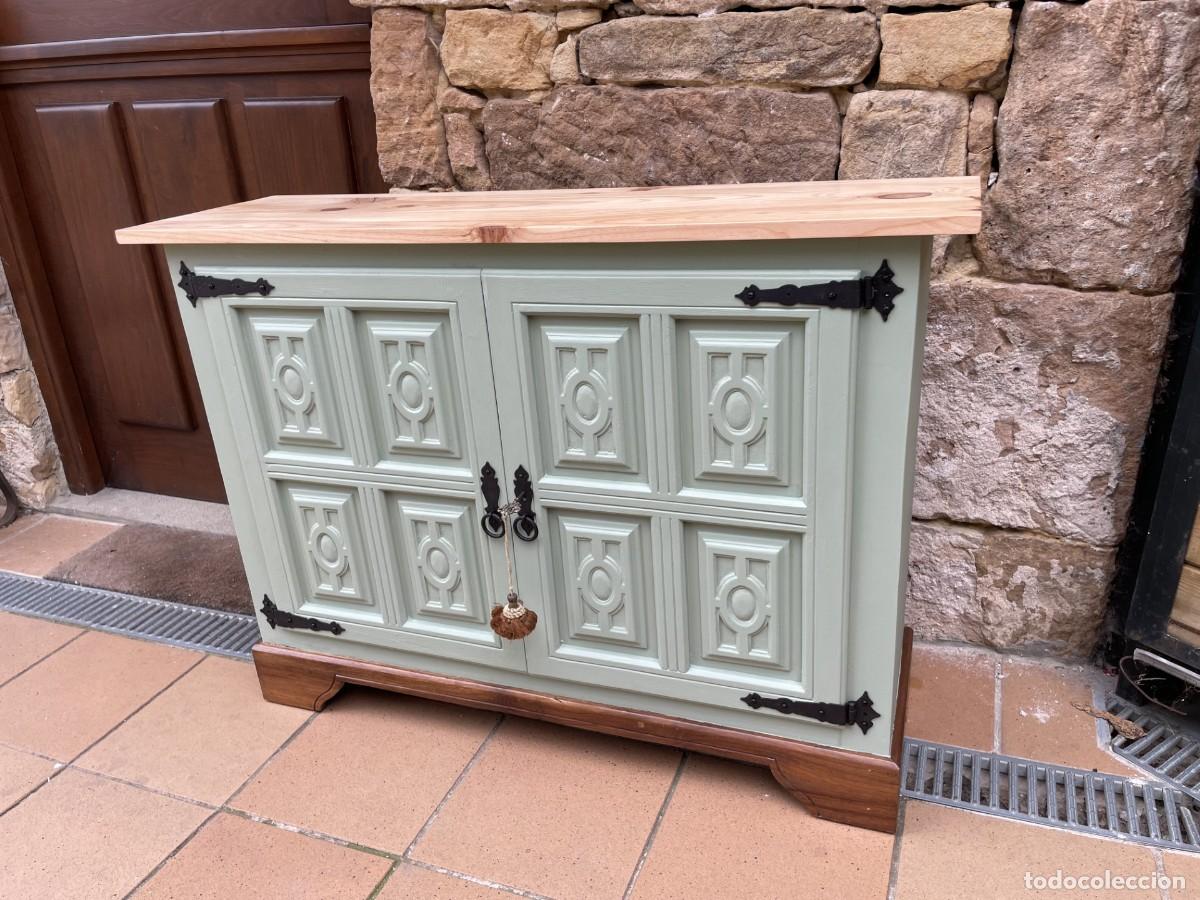 Antig&uuml;edades: Mueble recibidor taquillon con encimera de madera