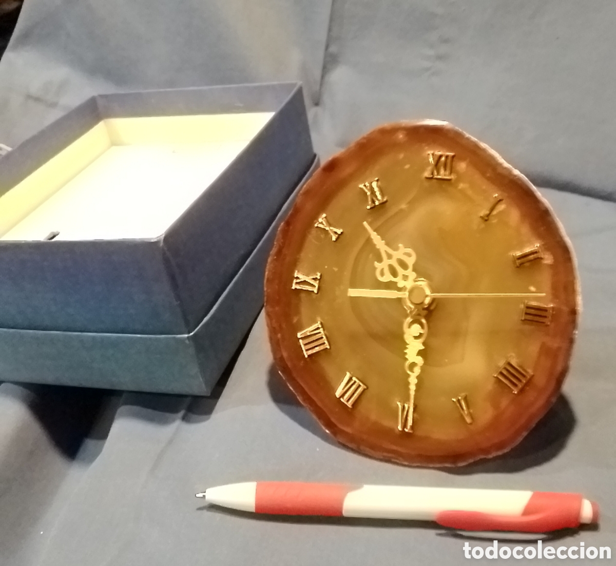 Antig&uuml;edades: Reloj con esfera de agata