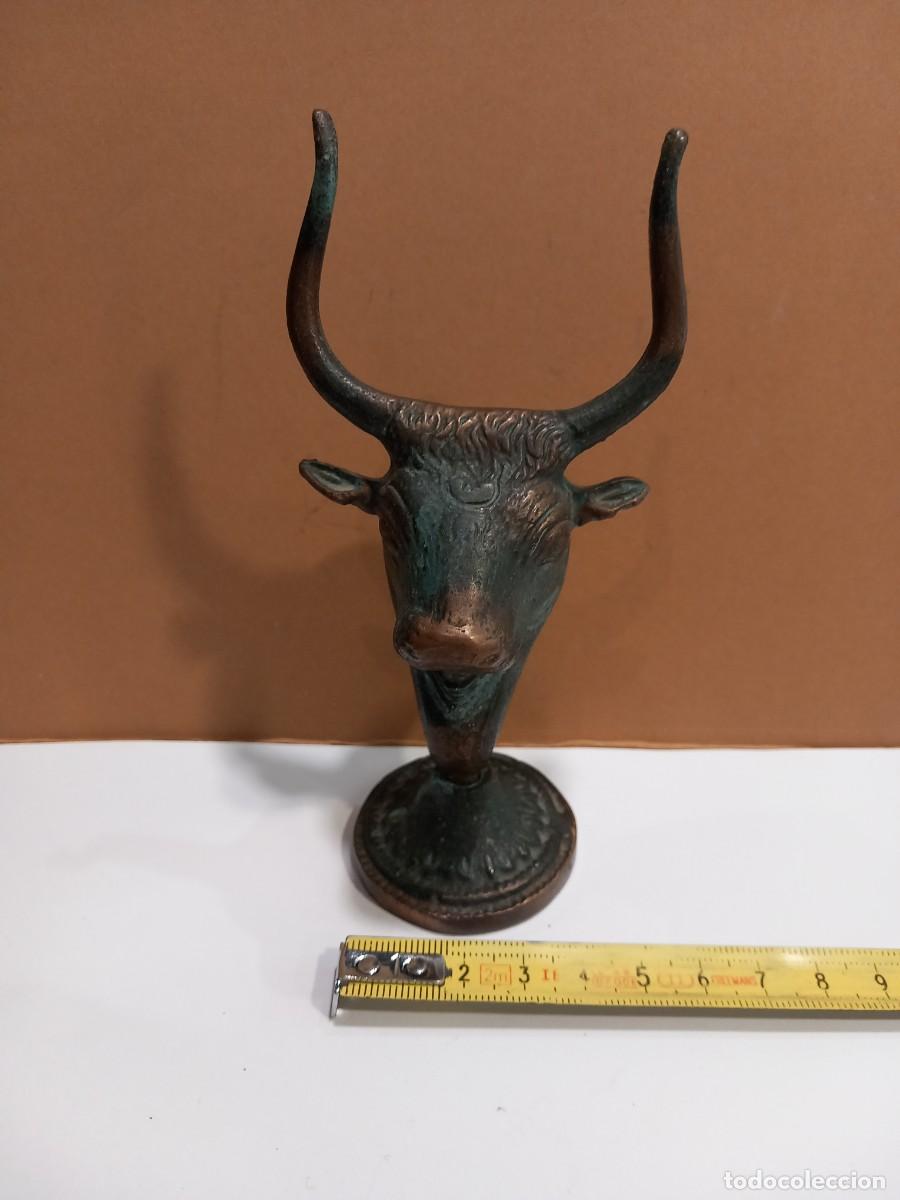 Antig&uuml;edades: CABEZA DE TORO BRAVO EN BRONCE ?? / COMPRA MIN&Iacute;MA 5 &euro;