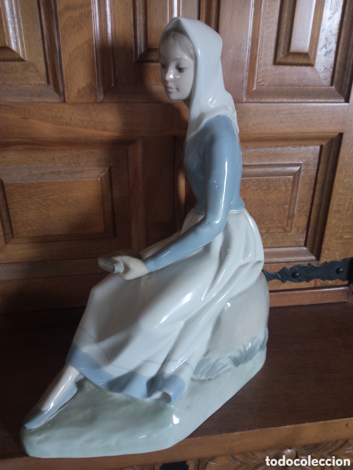 Antig&uuml;edades: Antigua gran figura de porcelana Zaphir de Lladro, mide 28x21cm
