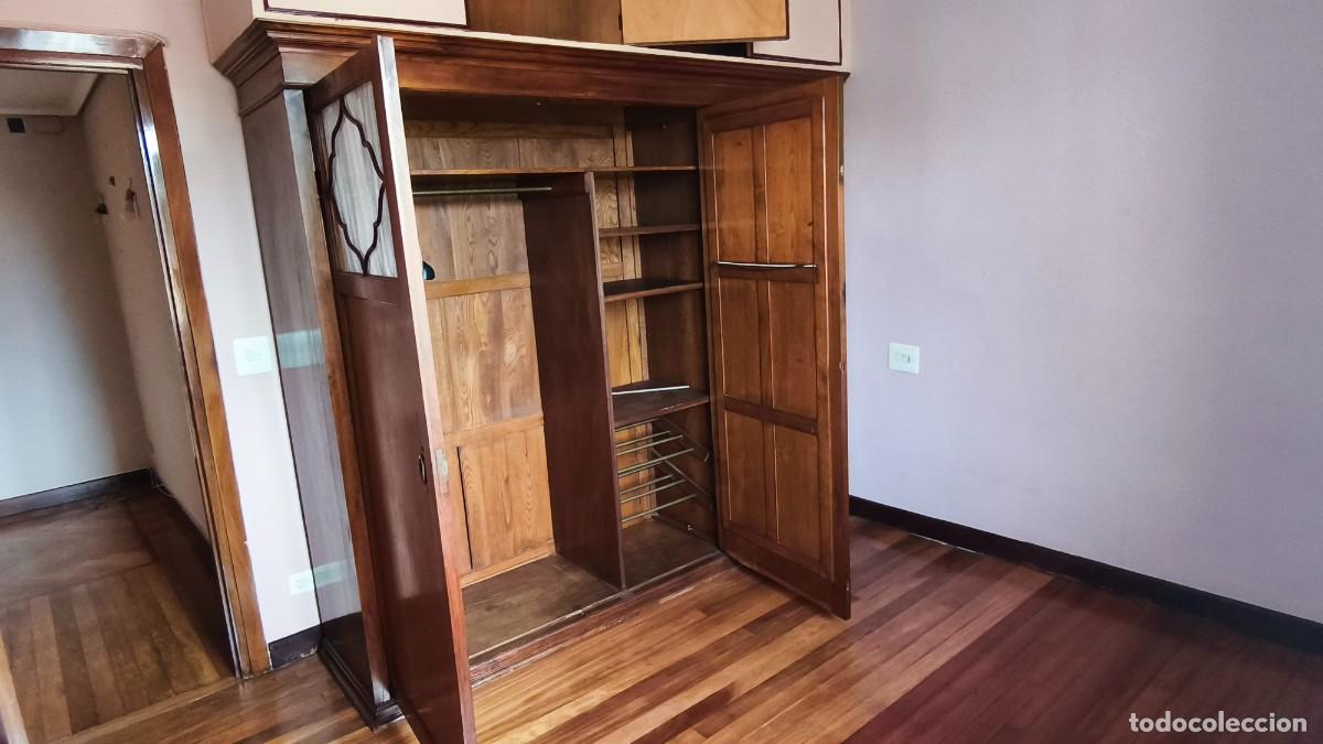 Antig&uuml;edades: Armario cl&aacute;sico de madera maciza - Foto 6