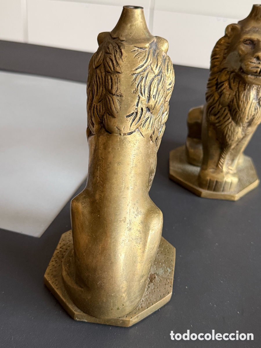Antig&uuml;edades: PAREJA DE LEONES BRONCE. - Foto 2