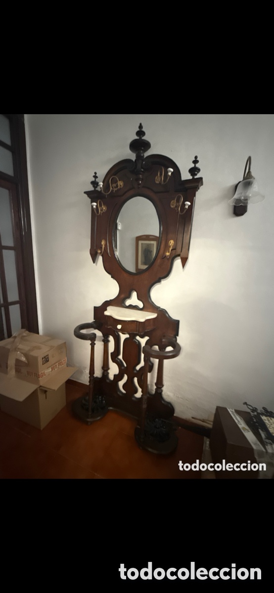 Antiquit&auml;ten: Tocador con espejo de madera