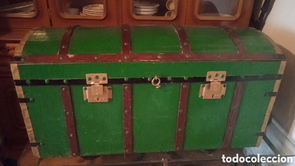 Antig&uuml;edades: Ba&uacute;l Vintage , largo 105 cm , env&iacute;o incluido