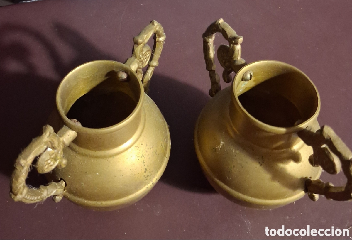 Antig&uuml;edades: Dos jarrones de bronce tipo &aacute;nfora - Foto 3