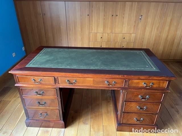 Antig&uuml;edades: Escritorio estilo ingl&eacute;s, madera de roble
