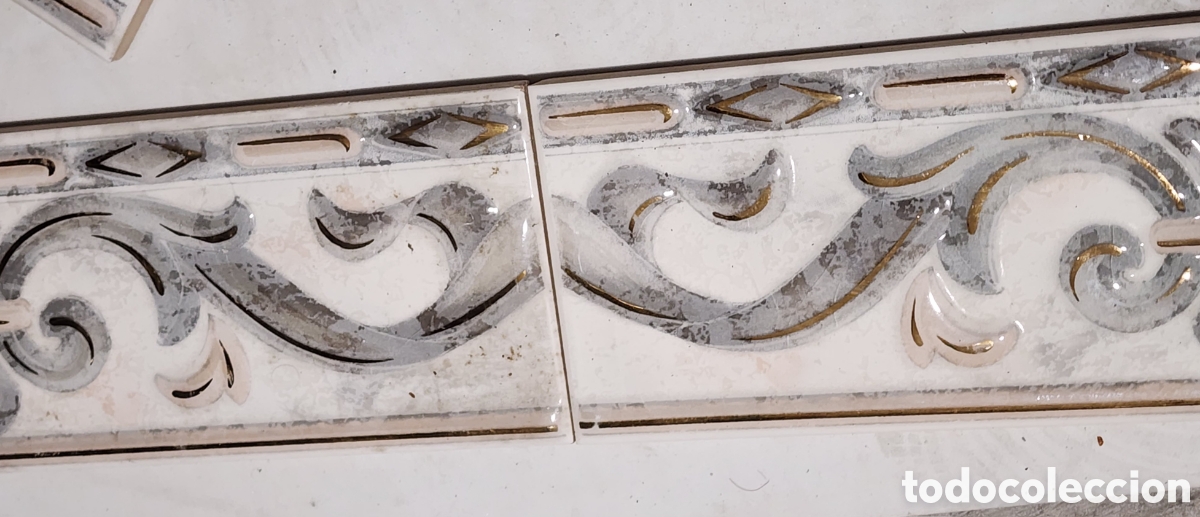 Antig&uuml;edades: Lote de 3 cenefas cer&aacute;micas de pared descatalogadas de la firma Roca (Made in Spain). En conjunto cu