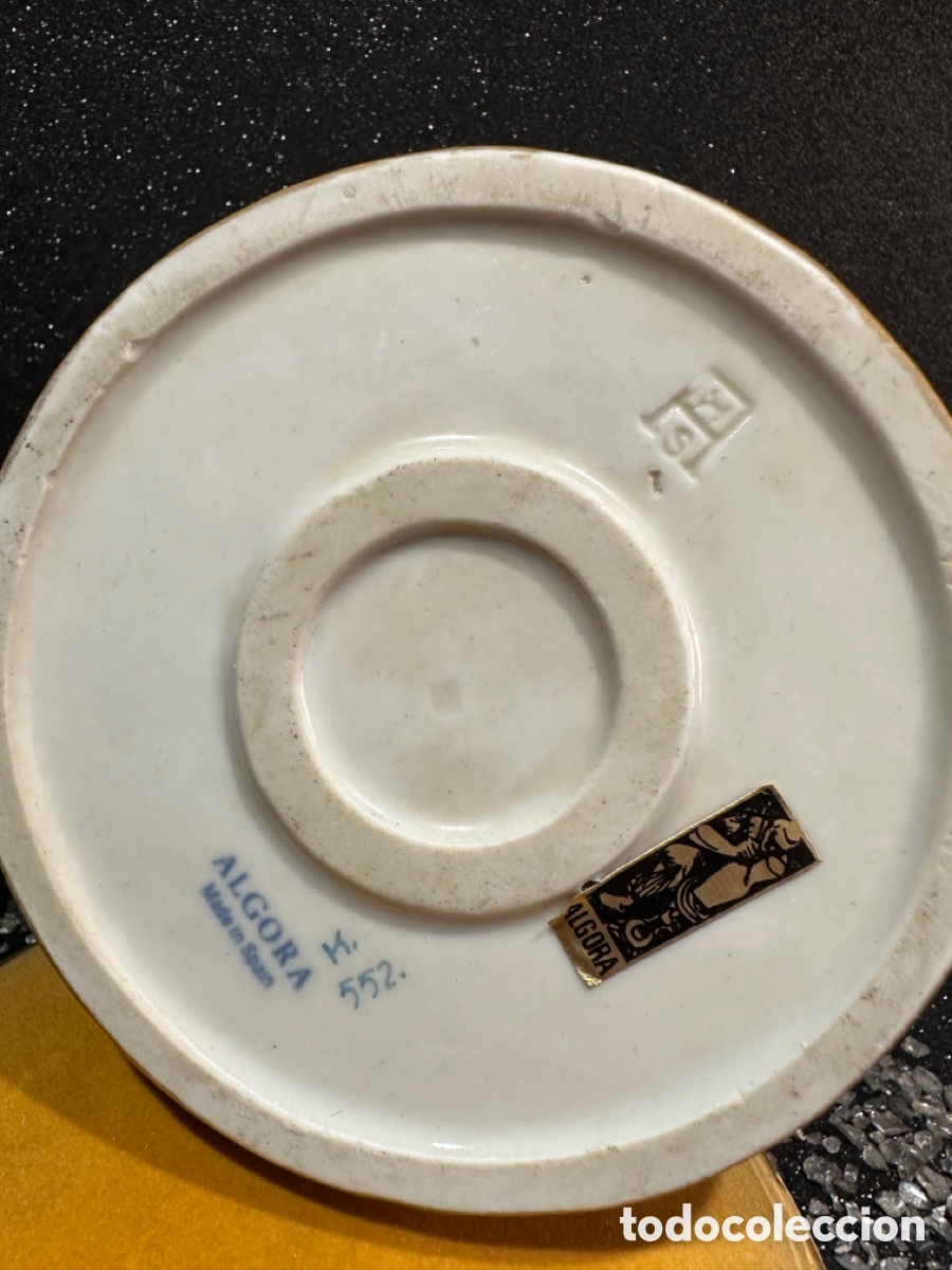 Antig&uuml;edades: pieza de porcelana de Algora, modelo 552. - Foto 3
