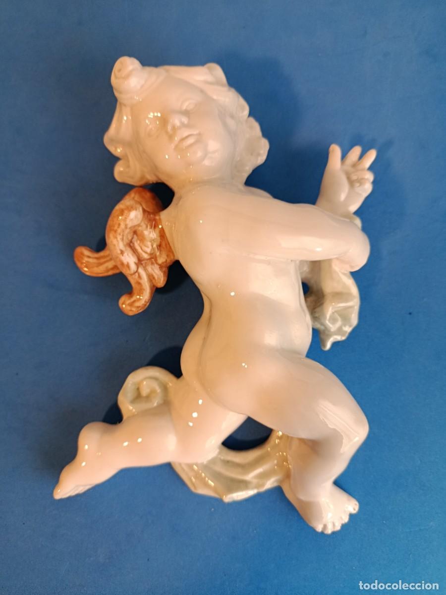 Antig&uuml;edades: FIGURA DE ANGEL QUERUBIN DE PORCELANA SUREDA