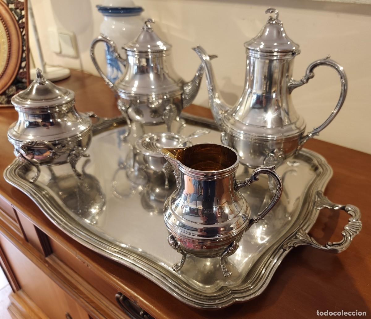 Antig&uuml;edades: Juego de caf&eacute; y t&eacute; modelo Luis XV de plata - Cruz de Malta