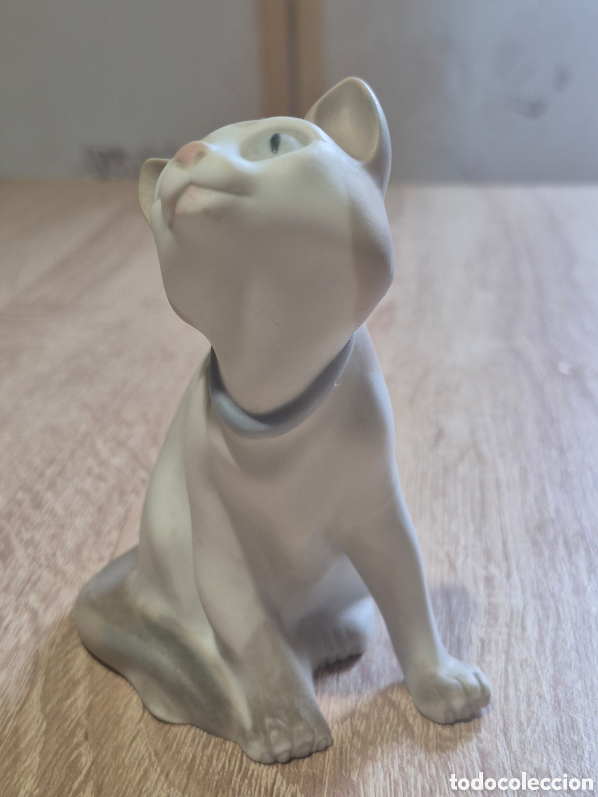 Antig&uuml;edades: GATITO DE PORCELANA CON LAZO - NAO BY LLADR&Oacute; - PRIMERA &Eacute;POCA (A&Ntilde;OS 70)