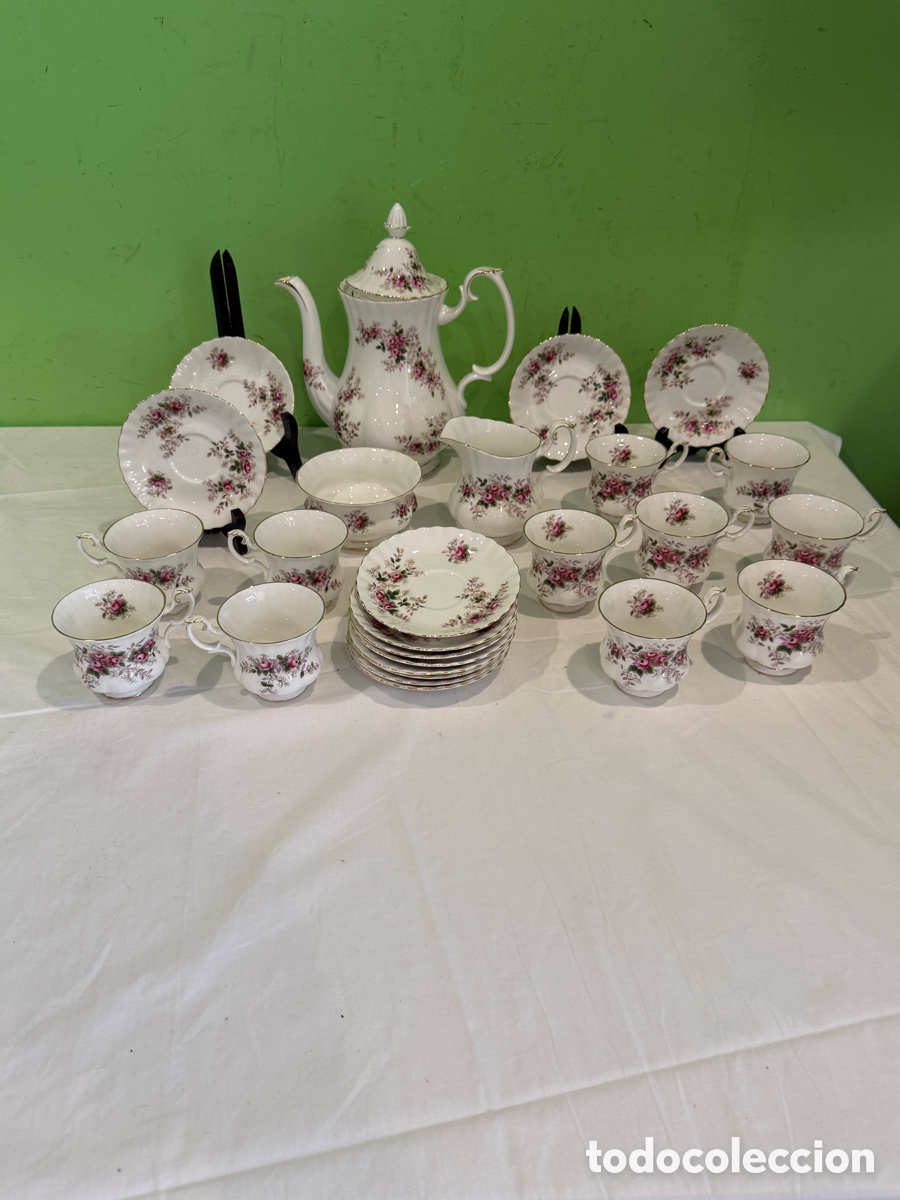 Antig&uuml;edades: ROYAL ALBERT Lavender Rose &ndash; Juego de caf&eacute; Bone China para 12 servicios &ndash; Inglaterra