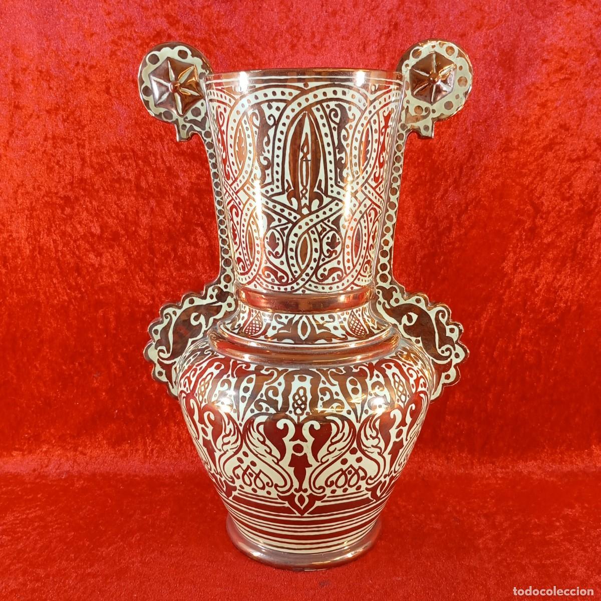 Oggetti Antichi: PRECIOSA JARRA HISPANO-&Aacute;RABE DE REFLEJOS - MOZAR&Aacute;BE - VALENCIA - SIGLO XX - 40,5 CM - RAR&Iacute;SIMA PIEZA