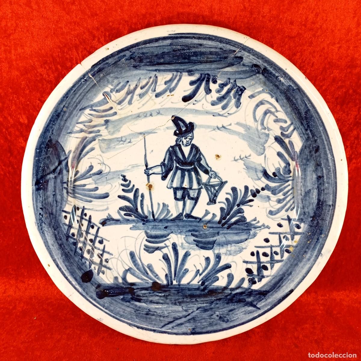 Antig&uuml;edades: PLATO - CER&Aacute;MICA AZUL - FAIXES I CINTES - BOTIFARRA - CATALANA - 38 CM - RESTAURADO - S. XIX - RARO
