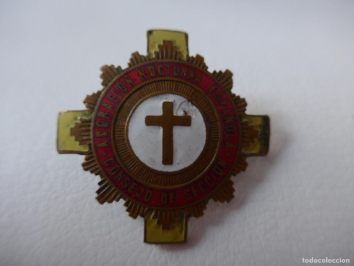 Antig&uuml;edades: INSIGNIA ADORACION NOCTURNA ESPA&Ntilde;OLA CONSEJO DE SECCION