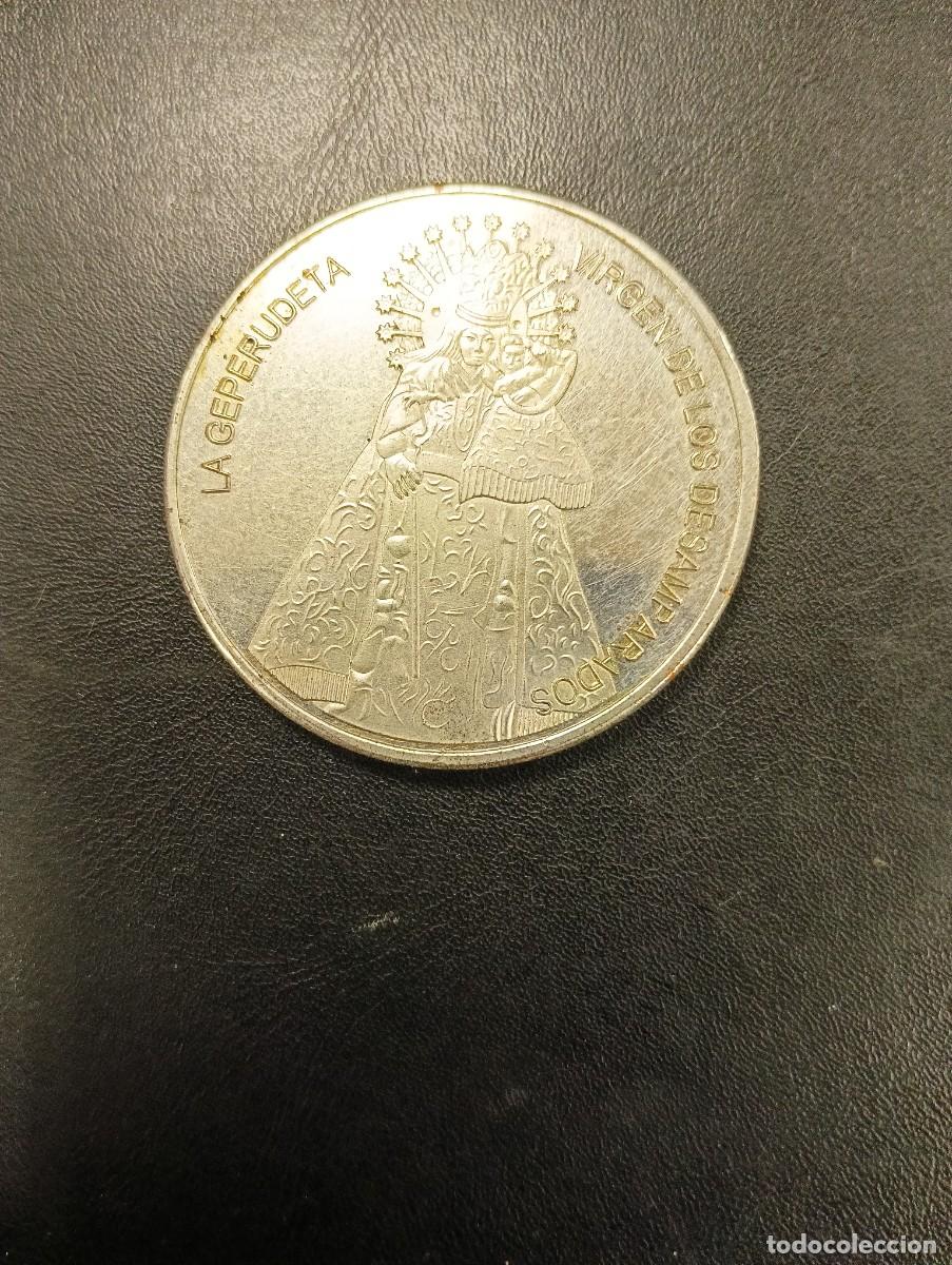 Antig&uuml;edades: ANTIGUA MEDALLA DE MANO PLATEADA -RECUERDO BASILICA DE N.S. VIRGEN DE LOS DESAMPARADOS - VALENCIA
