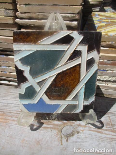 Antig&uuml;edades: azulejo antiguo de sevilla