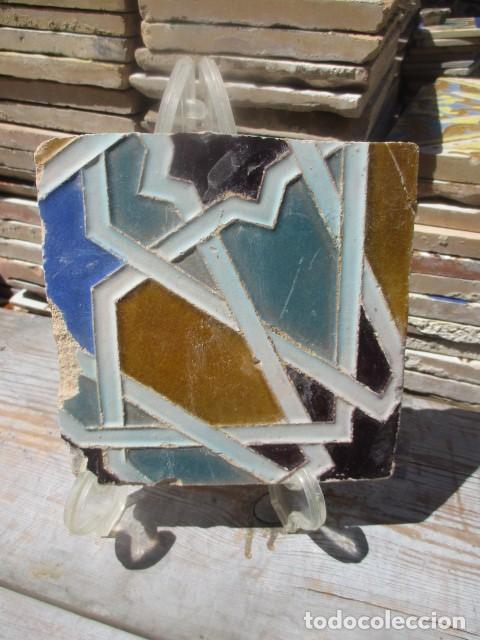 Antiguidades: azulejo antiguo de Sevilla