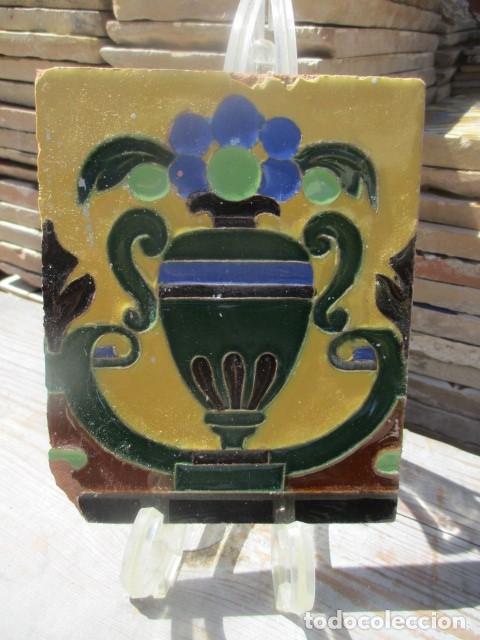 Antig&uuml;edades: azulejo antiguo de Sevilla