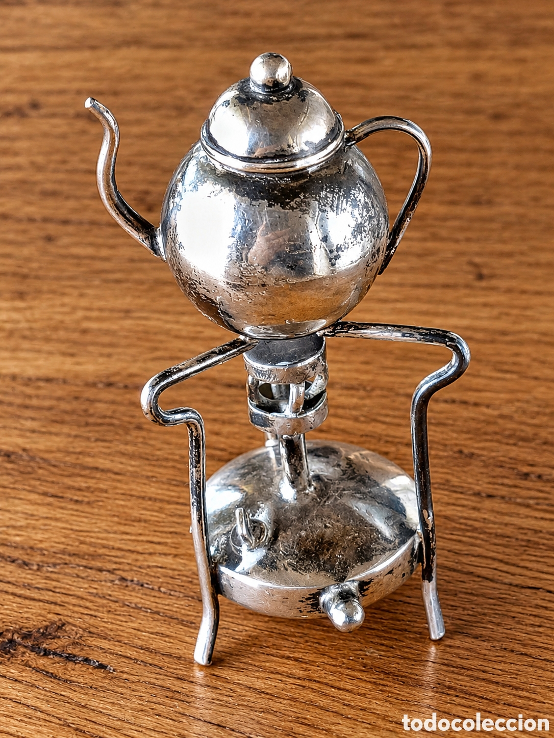 Antig&uuml;edades: Miniatura de plata tetera y calentador