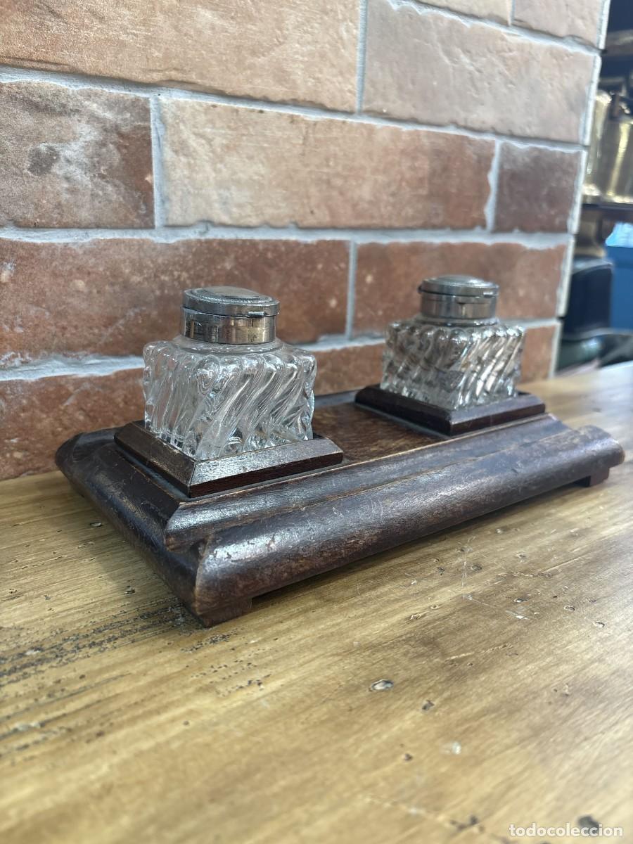Antig&uuml;edades: Escriban&iacute;a antigua de madera y cristal