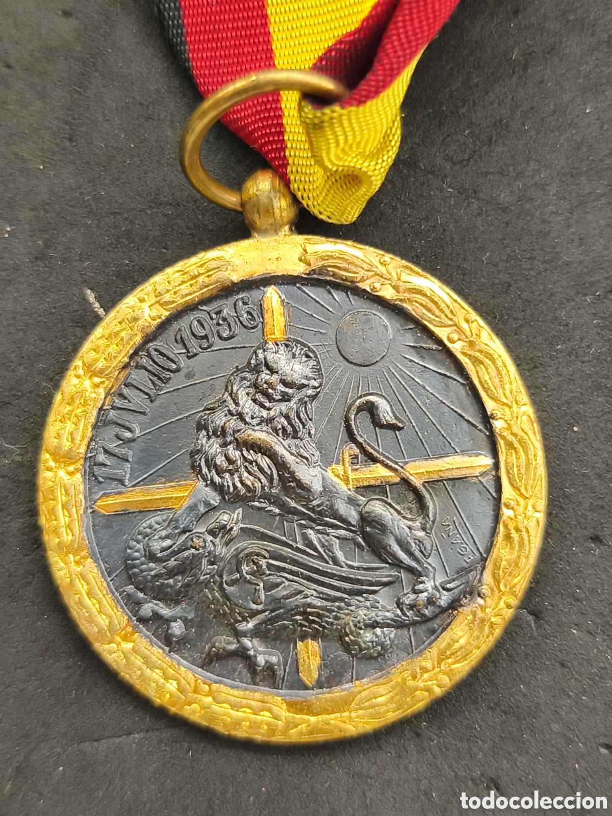 Antig&uuml;edades: Medalla - 1936 Ej&eacute;rcito / Infanter&iacute;a - Premio, Insignia, Legi&oacute;n C&oacute;ndor Medalla de Franco espa&ntilde;ol .