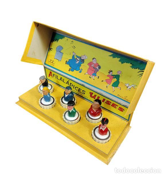Antig&uuml;edades: CAJA DE SACAPUNTAS O AFILAL&Aacute;PICES DE LA FAM&Iacute;LIA ULISES. VILA SIVILL. PL&Aacute;STICO. ESPA&Ntilde;A. C. 1960-70
