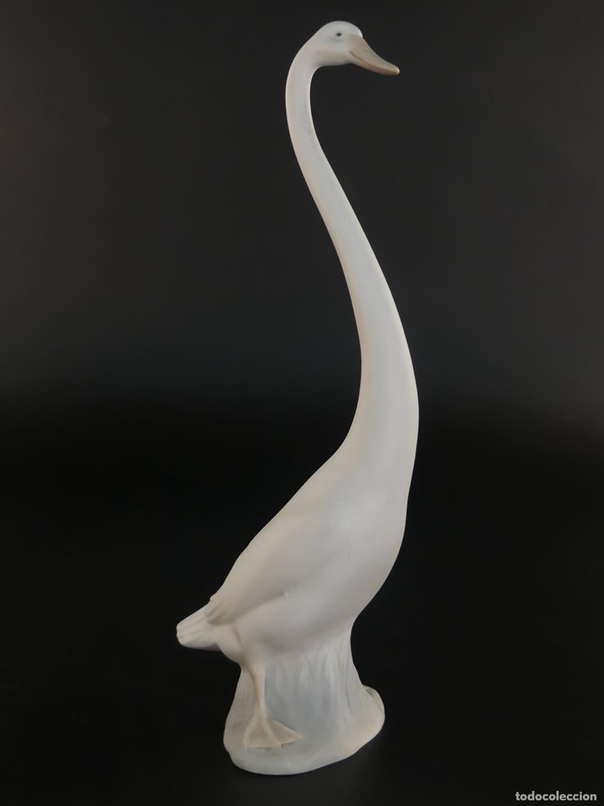 Antiquit&auml;ten: FIGURA DE CISNE DE PORCELANA DE LLADRO