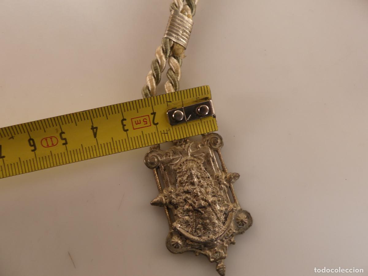 Antig&uuml;edades: MEDALLA RELIGIOSA CON CORDON - Foto 7