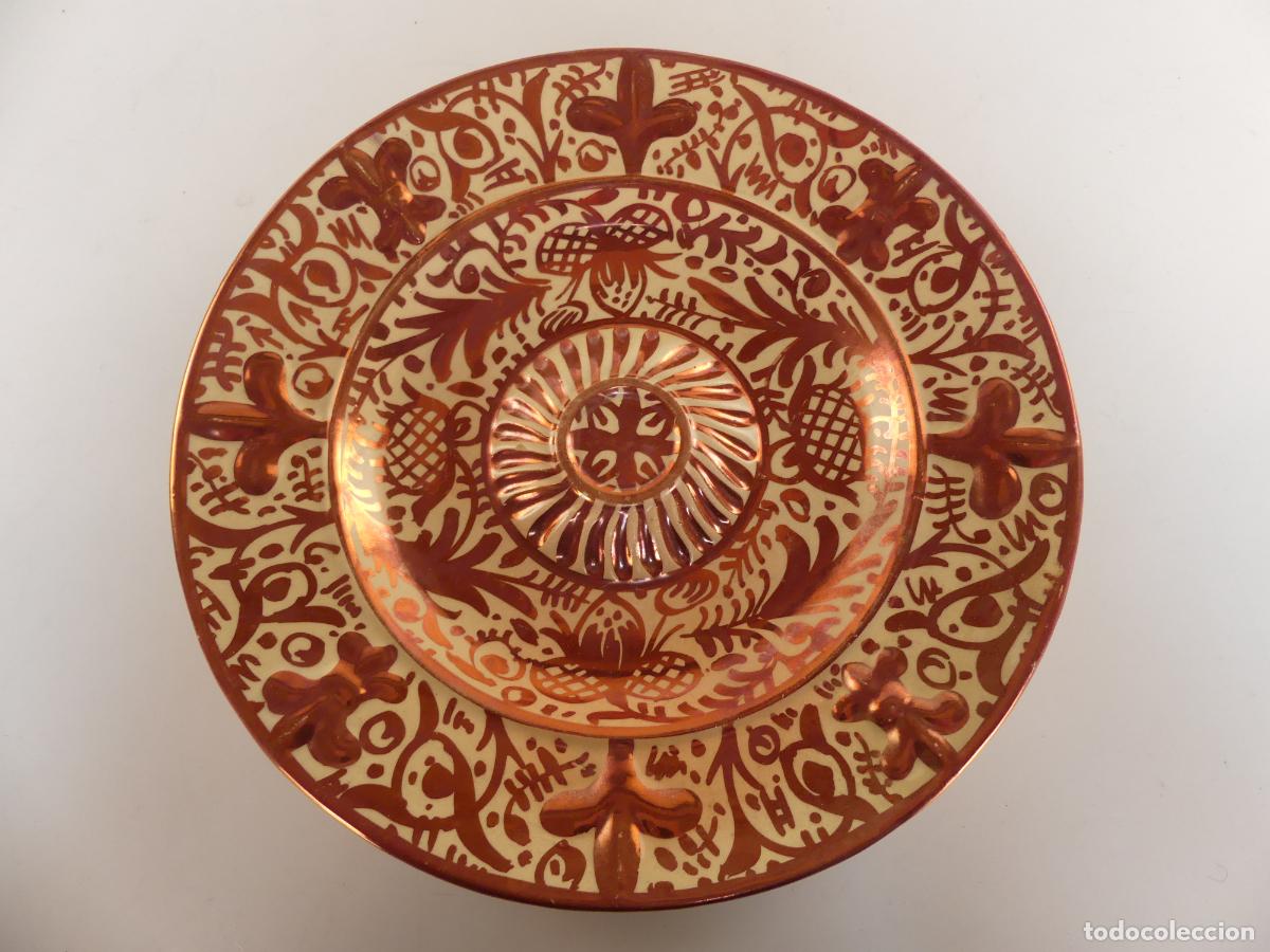 Antiquit&eacute;s: PLATO DE PORCELANA DE MANISES REFLEJOS METALICOS