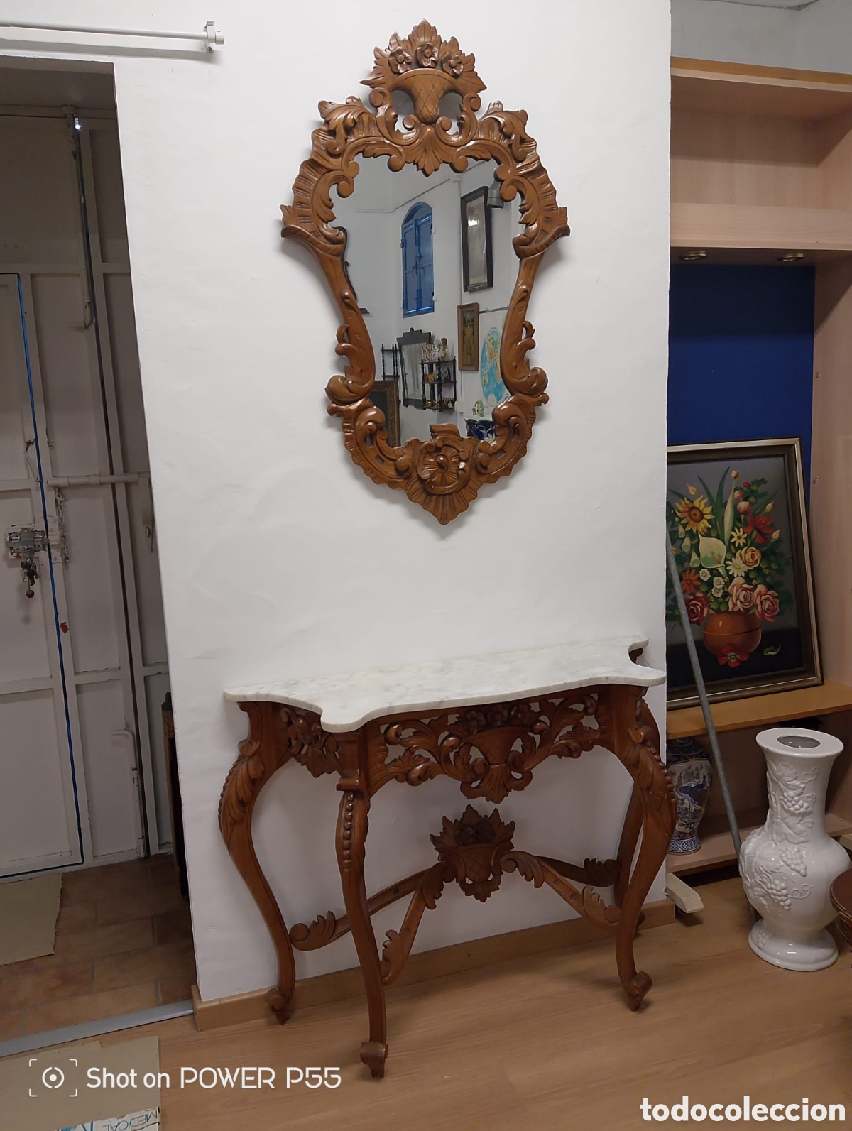 Antiques: Consola Isabelina tallada