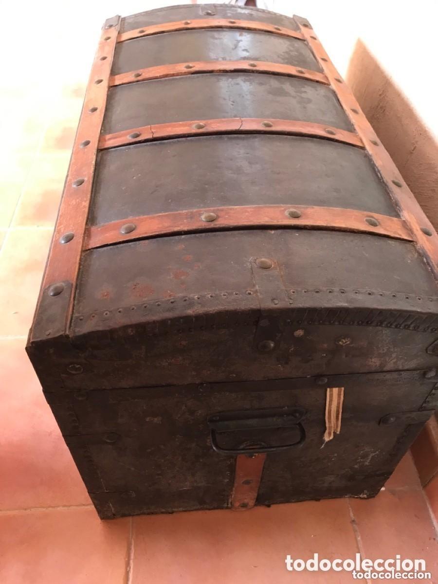Antig&uuml;edades: Ba&uacute;l antiguo de madera - Foto 3