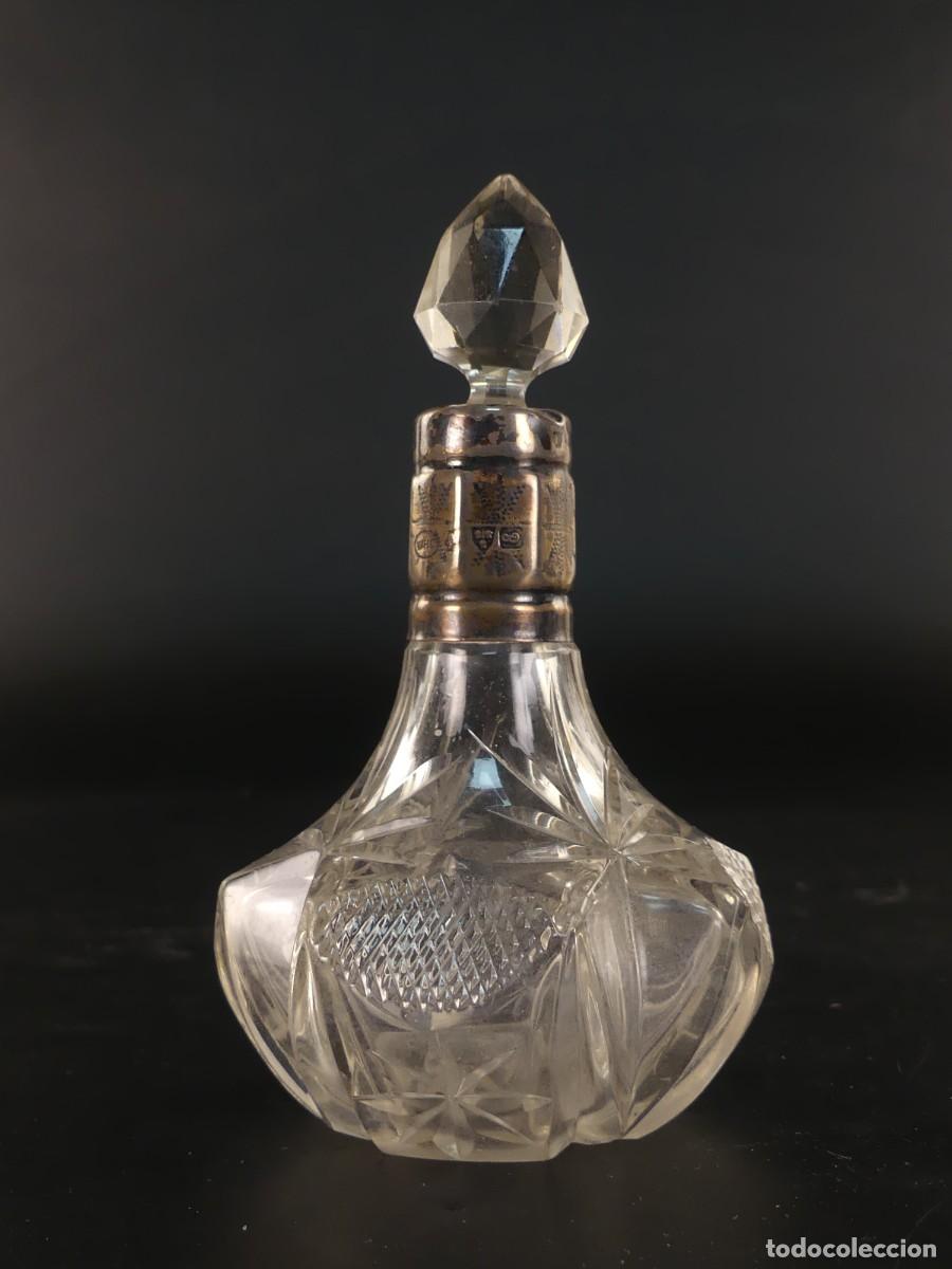 Antiques: BOTELLA LICORERA DE CRISTAL Y PLATA ANTIGUA