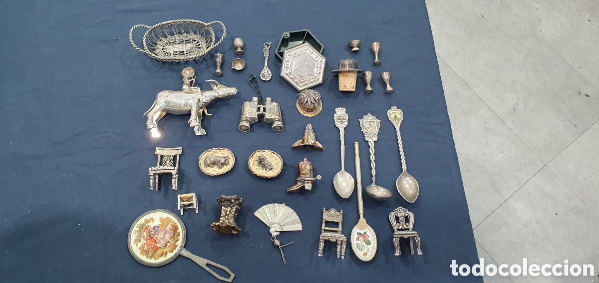 Antig&uuml;edades: SALIDA 0.01&euro;. Lote de objetos en miniatura plata de ley y otros. (L135)