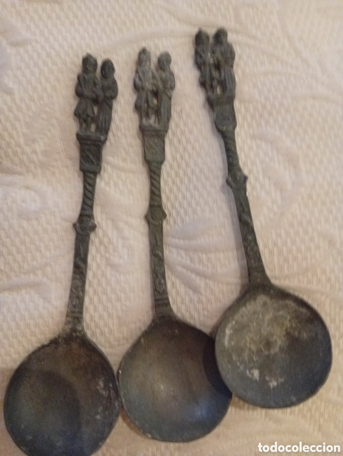 Antig&uuml;edades: 4 Cucharas antiguas a&ntilde;o 1750-1850