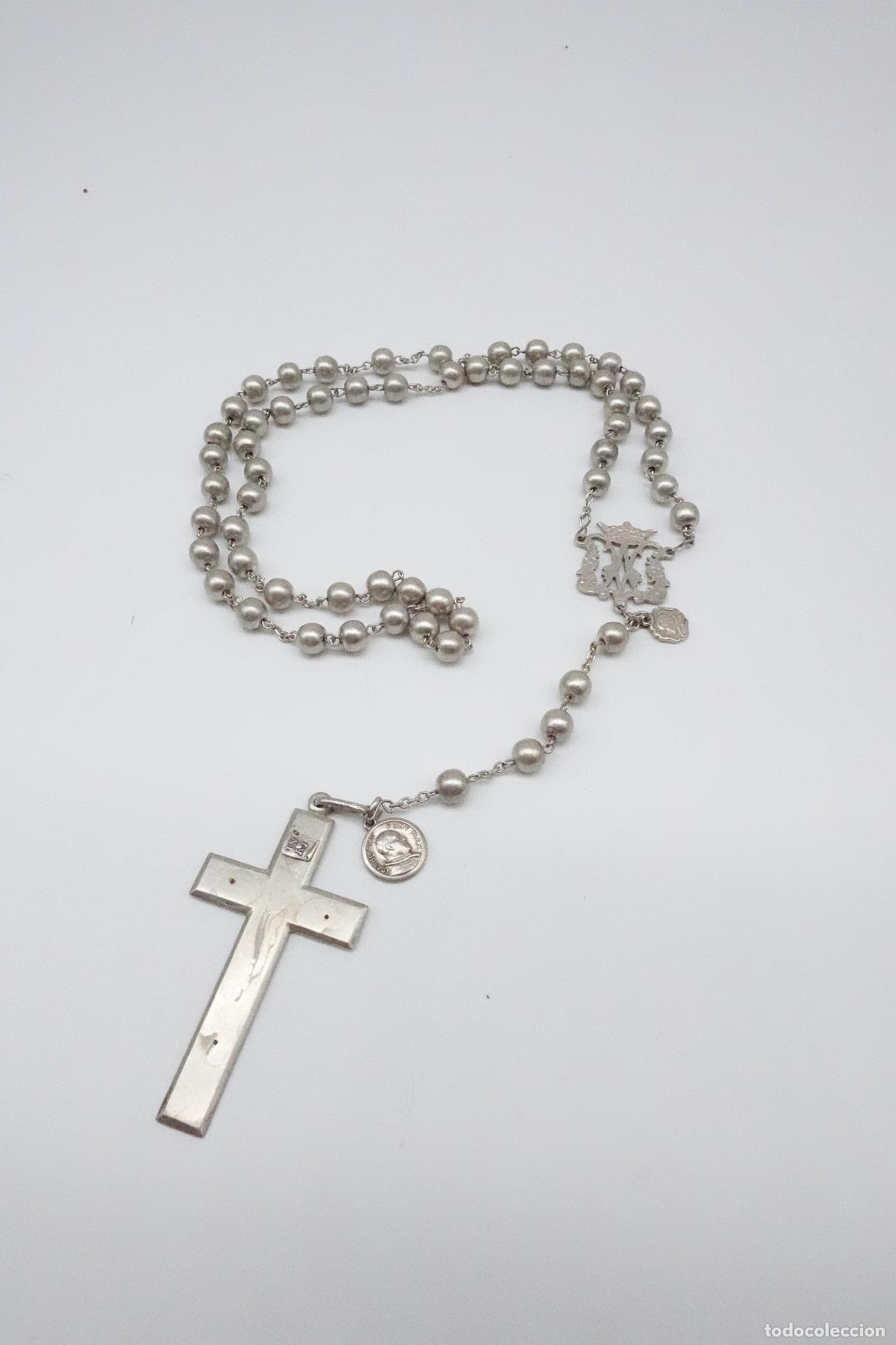 Antig&uuml;edades: ROSARIO PLATA ANTIGUO DE CUENTAS CON GRAN CRUCIFIJO Y MEDALLAS RELIGIOSAS PESA 57 GR