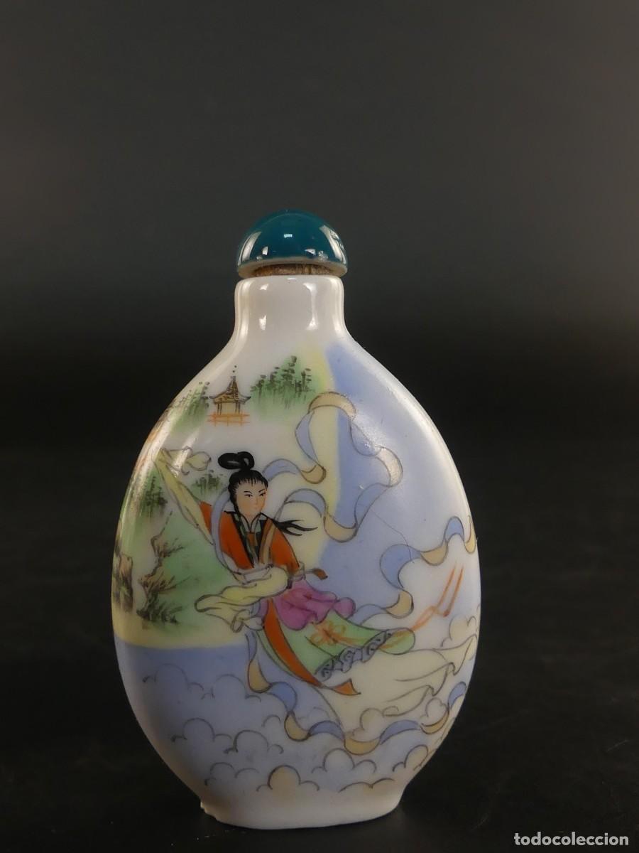Antiquit&auml;ten: PEQUE&Ntilde;A BOTELLA BOTE DE PORCELANA CHINA JAPON
